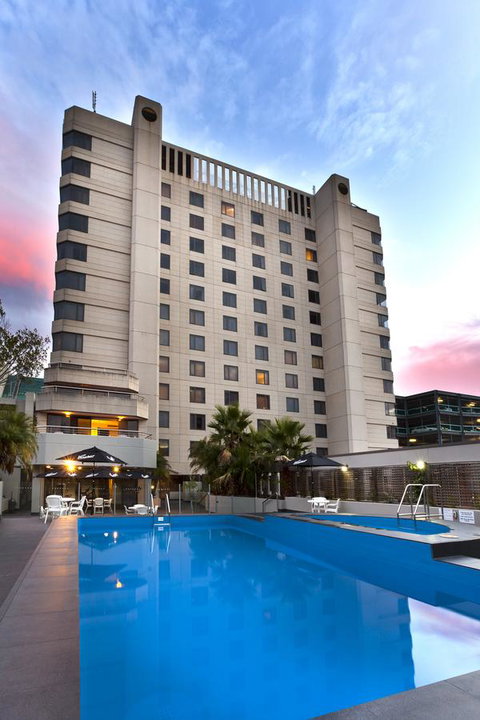 Hotel Grand Chancellor Adelaide - Lightning Ridge Tourism 3