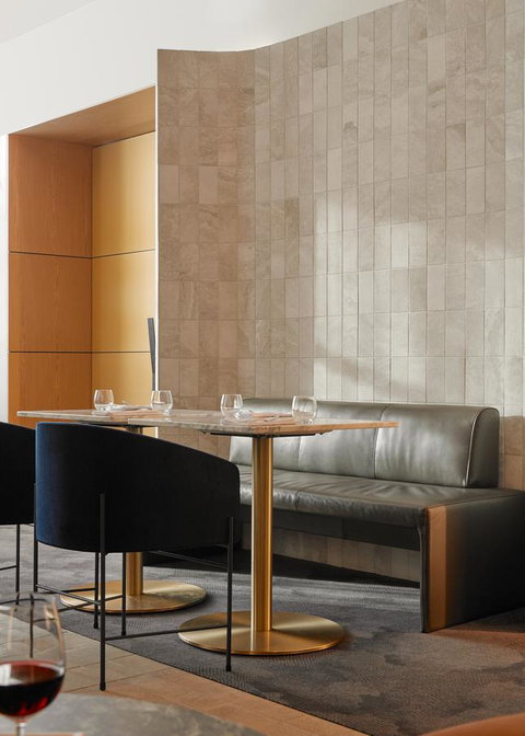 Pullman Adelaide - Lightning Ridge Tourism 21