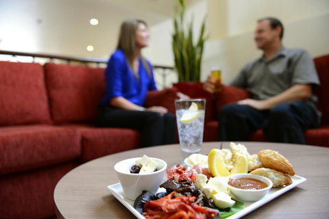 Grosvenor Hotel Adelaide - Lightning Ridge Tourism 11