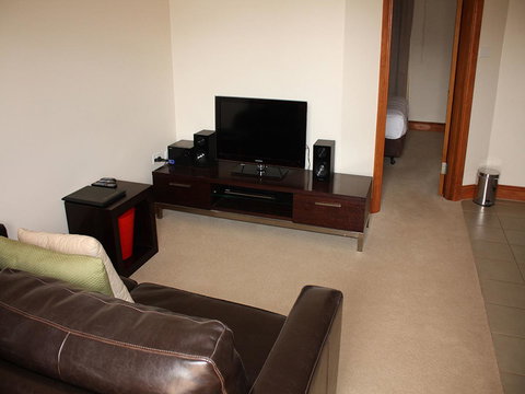 BIG4 Stuart Range Outback Resort - Lightning Ridge Tourism 12