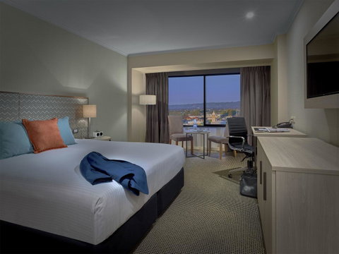 Stamford Grand Adelaide - Lightning Ridge Tourism 39
