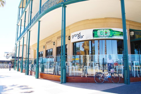 Stamford Grand Adelaide - Lightning Ridge Tourism 14