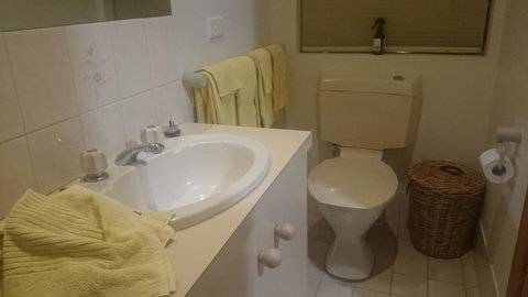 Gaerwood B&B - Lightning Ridge Tourism 20