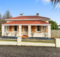 Olive's Cottage - Lightning Ridge Tourism