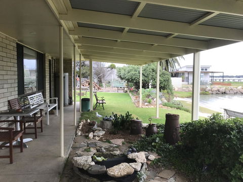 Hydeaway Bay - Own Private Bay + Kayaks - Lightning Ridge Tourism 23