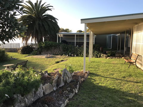 Hydeaway Bay - Own Private Bay + Kayaks - Lightning Ridge Tourism 22