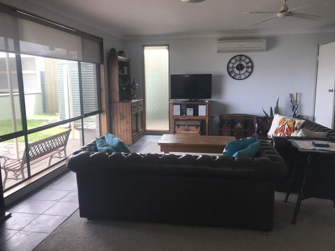 Hydeaway Bay - Own Private Bay + Kayaks - Lightning Ridge Tourism 8