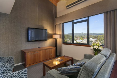 Arkaba Hotel - Lightning Ridge Tourism 13