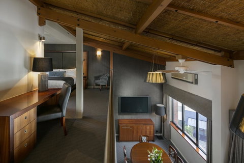 Arkaba Hotel - Lightning Ridge Tourism 16
