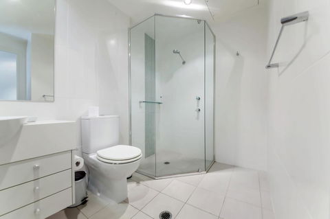 Pacific Blue 278-265 Sandy Pt Rd- Dual Key Access, Wifi, Linen And Air Conditioning - Lightning Ridge Tourism 14