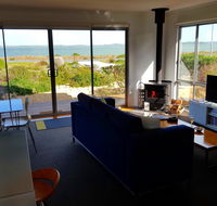 Coorong Waterfront Retreat - Lightning Ridge Tourism