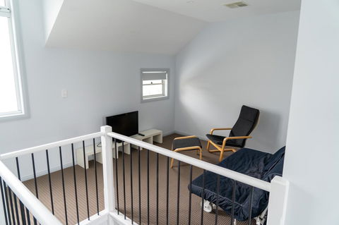 Gawler Townhouse 3 Bedroom - Lightning Ridge Tourism 27