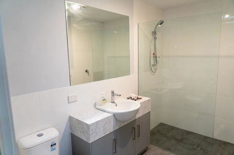 Gawler Townhouse 3 Bedroom - Lightning Ridge Tourism 20