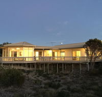White Sands Holiday Retreat - Lightning Ridge Tourism