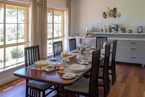 Angaston House - Lightning Ridge Tourism 11