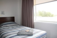 Book Scone Accommodation Vacations Lightning Ridge Tourism Lightning Ridge Tourism