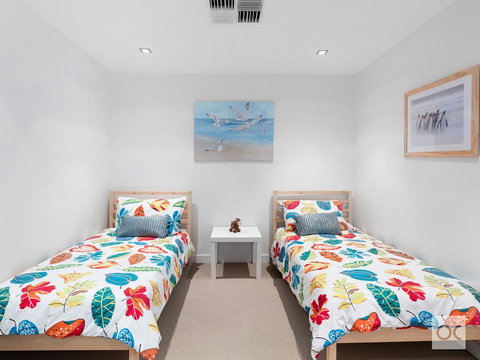 Breeze Beachfront Apartment - Lightning Ridge Tourism 28