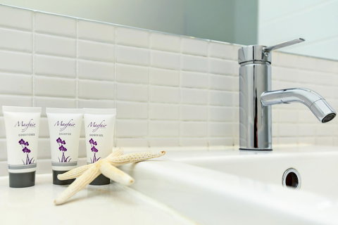 Breeze Beachfront Apartment - Lightning Ridge Tourism 20