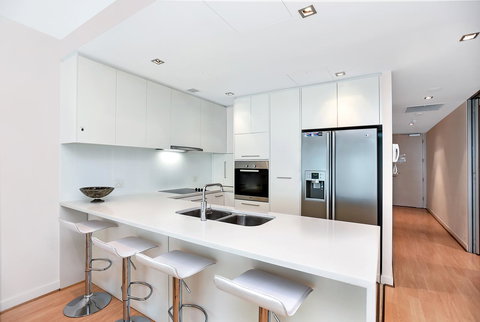 Breeze Beachfront Apartment - Lightning Ridge Tourism 15