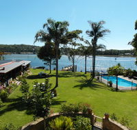 Lake Edge Apartments - Lightning Ridge Tourism