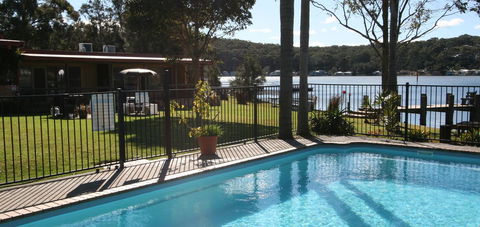 Lake Edge Apartments - Lightning Ridge Tourism 20