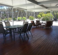 The Island House - Lightning Ridge Tourism