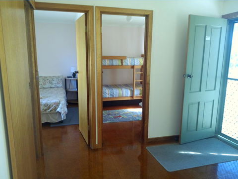 Wenton Farm Holiday Cottages - Lightning Ridge Tourism 2