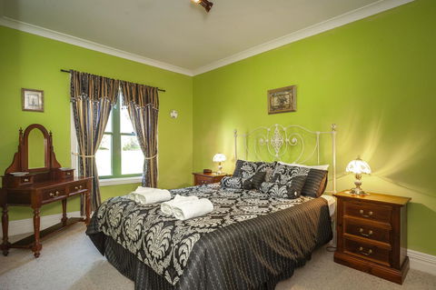Angaston Saleyards Luxury Accommodation - Lightning Ridge Tourism 15