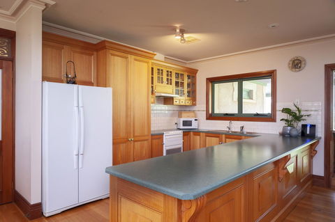 Angaston Saleyards Luxury Accommodation - Lightning Ridge Tourism 18