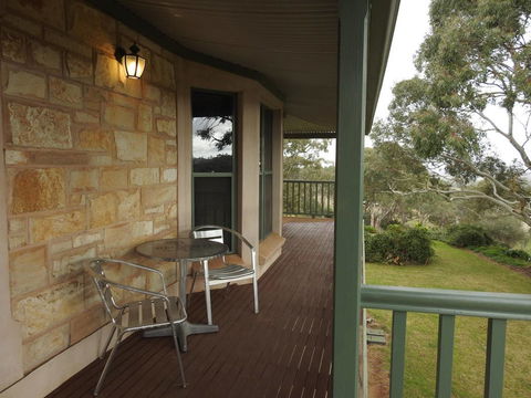 Angaston Saleyards Luxury Accommodation - Lightning Ridge Tourism 33