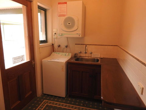 Angaston Saleyards Luxury Accommodation - Lightning Ridge Tourism 34