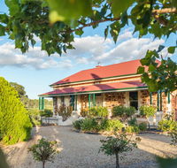 Barossa Shiraz Estate - Lightning Ridge Tourism