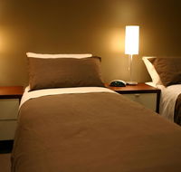 Semaphore Blue Apartments - Lightning Ridge Tourism