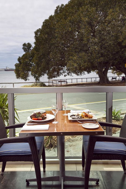 Port Lincoln Hotel - Lightning Ridge Tourism 42