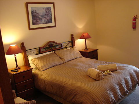 Truro Weighbridge Motel - Lightning Ridge Tourism 7