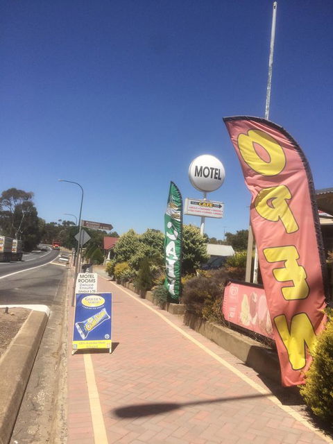 Truro Weighbridge Motel - Lightning Ridge Tourism 0