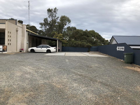 Truro Weighbridge Motel - Lightning Ridge Tourism 4