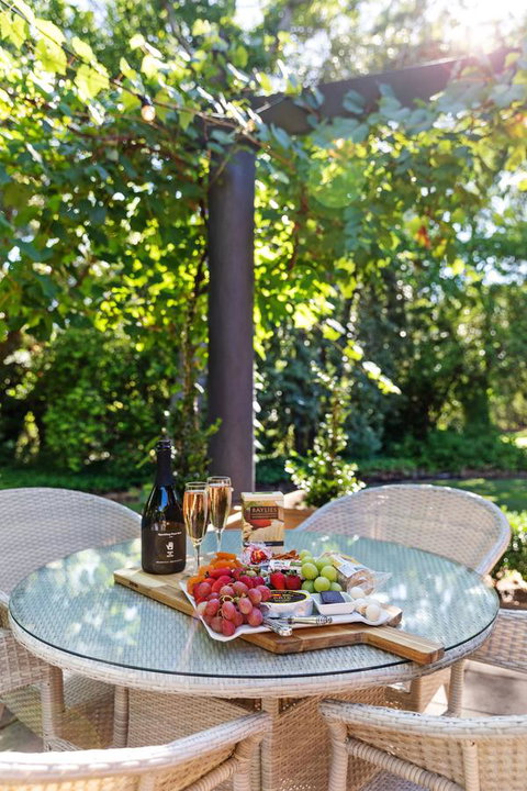 Adelaide Hills Retreats - Lightning Ridge Tourism 39