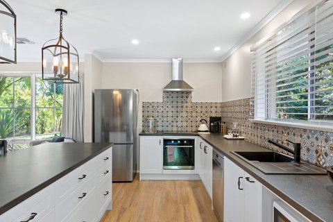 Adelaide Hills Retreats - Lightning Ridge Tourism 38