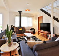 Hudson Bay  Basin View-Pet Friendly-15 Mins to Hyams Beach - Lightning Ridge Tourism