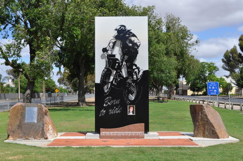 Keith Motor Inn - Lightning Ridge Tourism 6