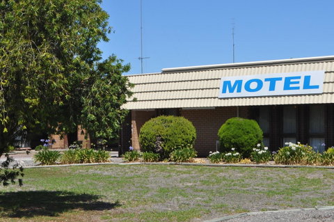 Keith Motor Inn - Lightning Ridge Tourism 8