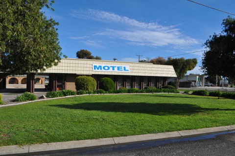 Keith Motor Inn - Lightning Ridge Tourism 7