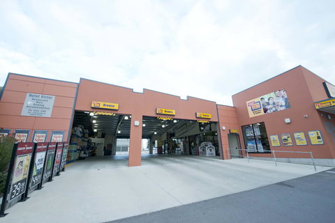 Nightcap At Hotel Victor - Lightning Ridge Tourism 29