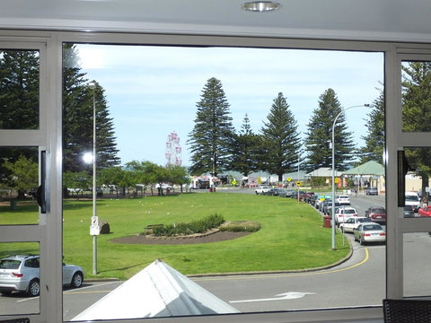 Nightcap At Hotel Victor - Lightning Ridge Tourism 15