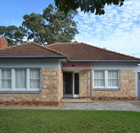 Prospect Holiday House - Lightning Ridge Tourism