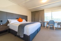 Book Hackham Accommodation Vacations Lightning Ridge Tourism Lightning Ridge Tourism