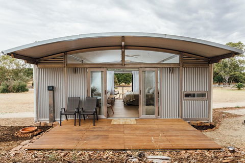 The Villas - Barossa - Lightning Ridge Tourism 0