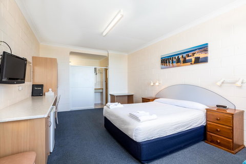 Blue Seas Motel - Lightning Ridge Tourism 6