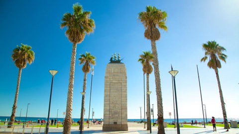 Beachside Luxury & Comfort, Ocean Views In Glenelg - Lightning Ridge Tourism 32